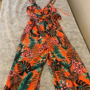 Fashion nova jumpsuit